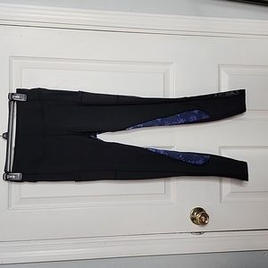 Grrrl floral leggings